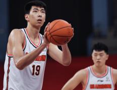 168体育-广东2米26中锋冲击NBA，媒体人透露细节，辽迷反应很强烈