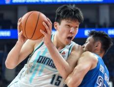 168体育-杨瀚森吸引NBA球探到场观战 明年具备NBA选秀资格