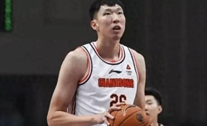 168体育-男篮又一中锋进NBA，3战队纷纷邀约，乔帅点名3人，胡金秋可惜了